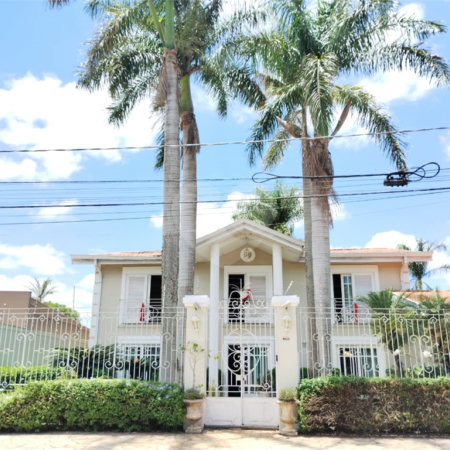 Casa à venda com 5 suítes em Jardim Colombo, Itapetininga, SP