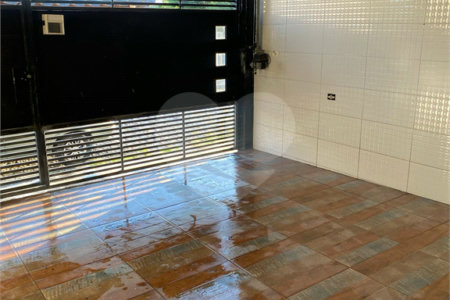 Sobrado à venda com 2 quartos em Jardim Monte Cristo, Suzano, SP
