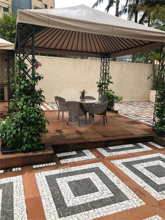 Apartamento à venda com 4 suítes em Vila Suzana, São Paulo, SP