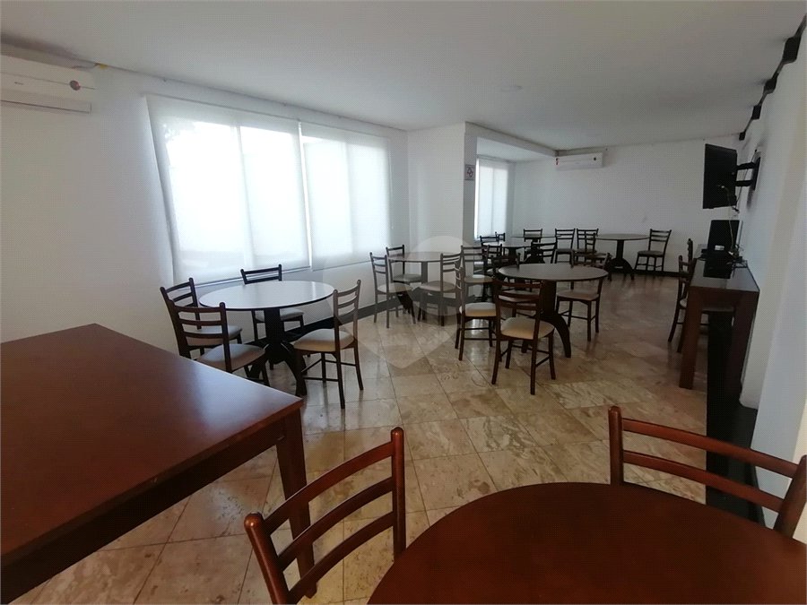 Apartamento à venda com 3 suítes em Vila Ipojuca, São Paulo, SP