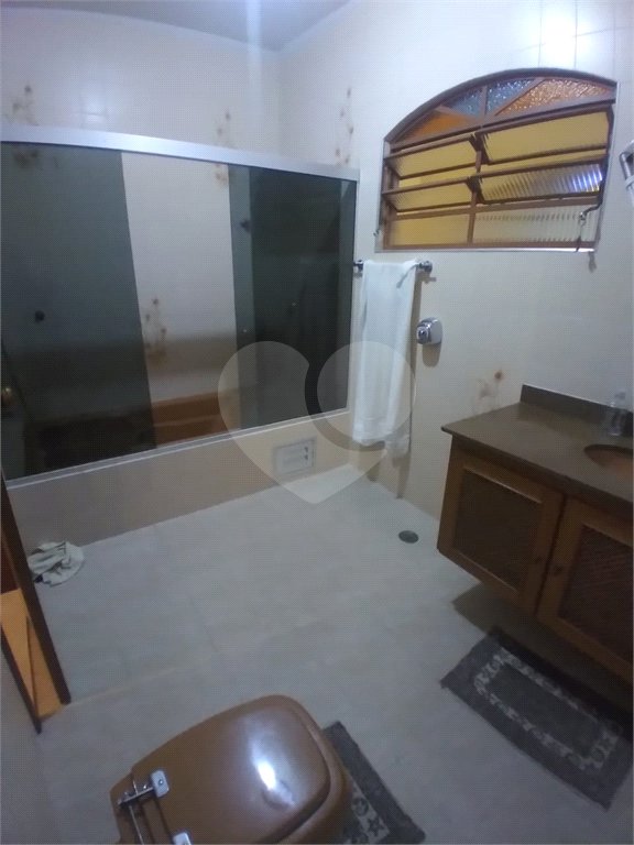 Sobrado à venda com 4 quartos, sendo 2 suítes, em Tremembé, São Paulo, SP