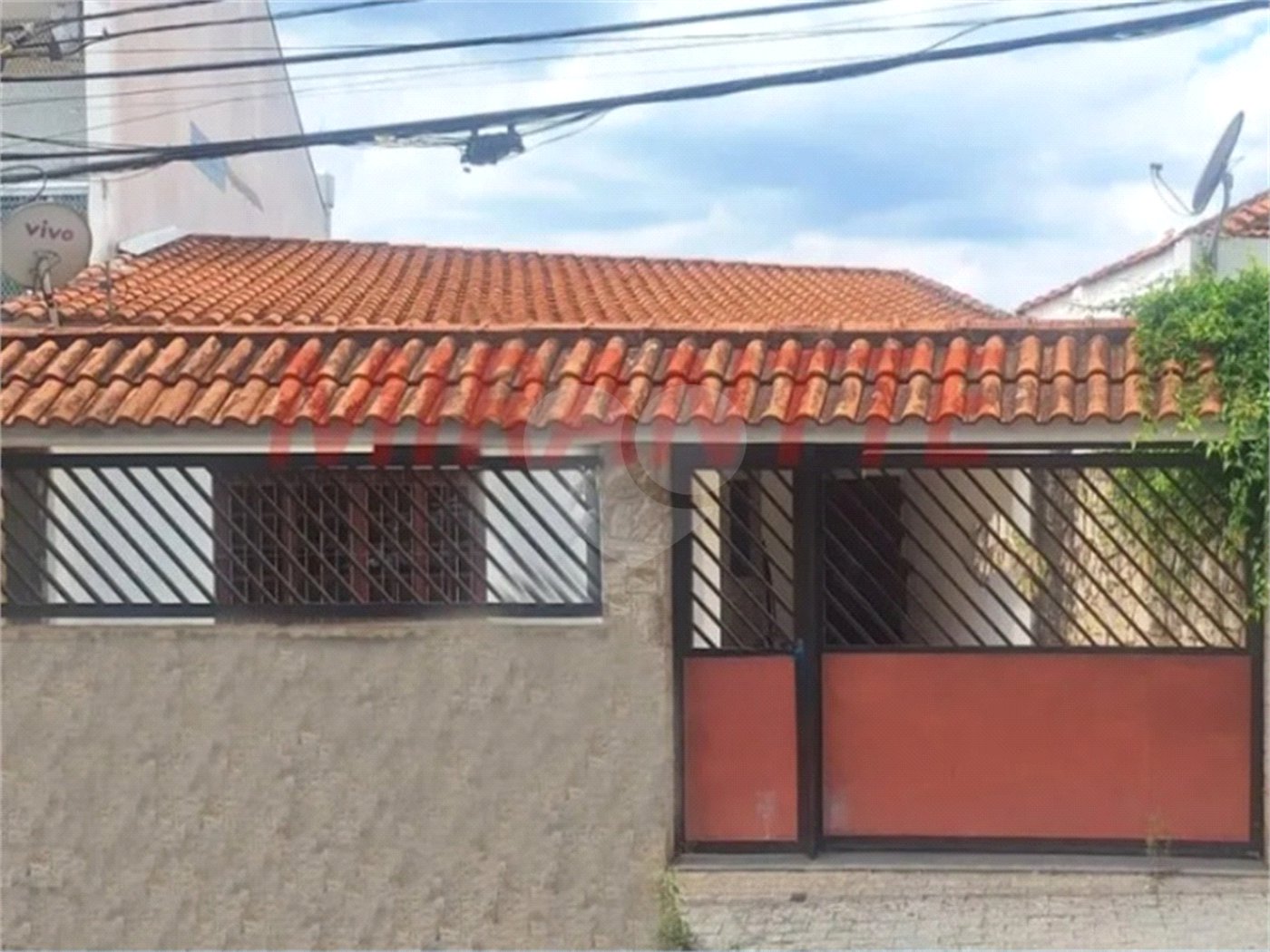 Casa à venda com 4 quartos, sendo 1 suíte,  em Santana, São Paulo, SP