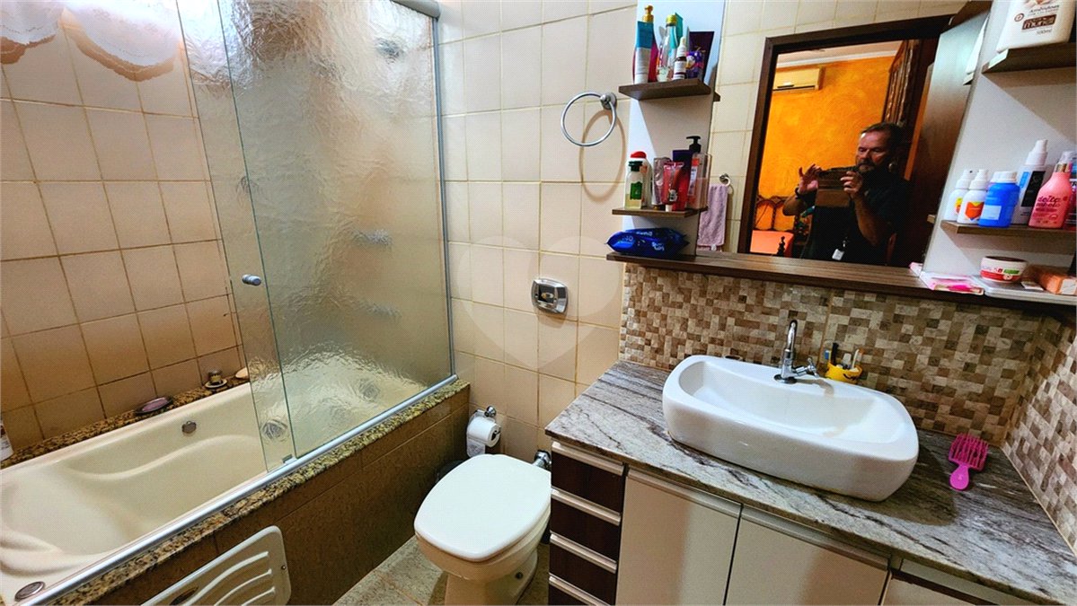 Casa à venda com 4 quartos, sendo 1 suíte, em Jardim Nova Época, Araraquara, SP