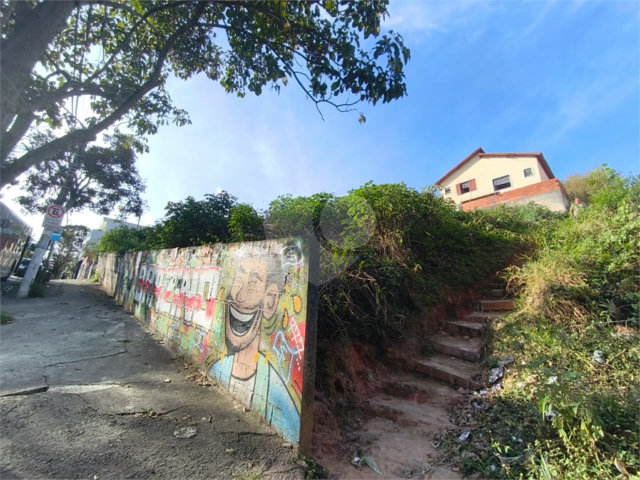 Terreno à venda em Horto, São Paulo, SP