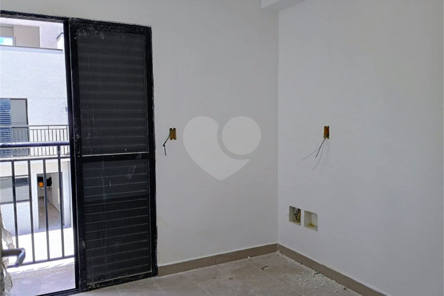 Casa à venda com 2 quartos no condomínio Vila Davos 2, São Paulo - SP