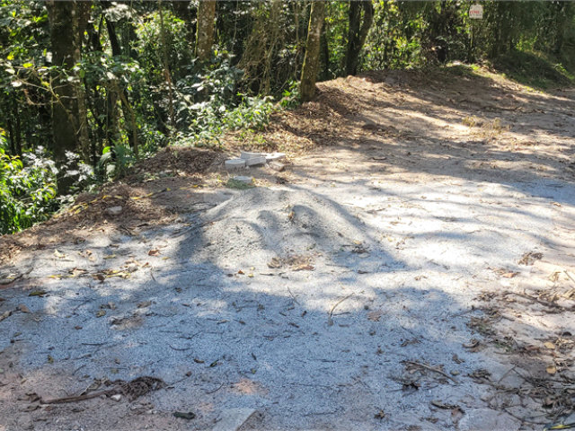 Terreno à venda no condomínio Parque Imperial da Cantareira, Mairiporã - SP