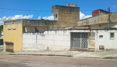 Casa à venda com 3 quartos, sendo 1 suíte,  em Jardim do Lago, Jundiaí, SP