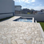 Casa à venda com 3 suítes no condomínio Santa Isabel I, Louveira - SP