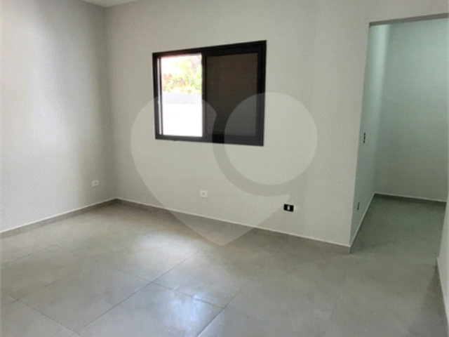 Casa à venda com 3 quartos, sendo 1 suíte,  em Pedra Vermelha (terra Preta), Mairiporã, SP