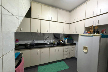 Sobrado à venda com 4 quartos, sendo 2 suítes, em Vila Medeiros, São Paulo, SP