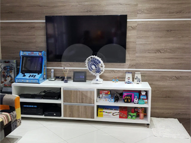 Apartamento à venda com 3 quartos, sendo 1 suíte,  em Vila Maria, São Paulo, SP