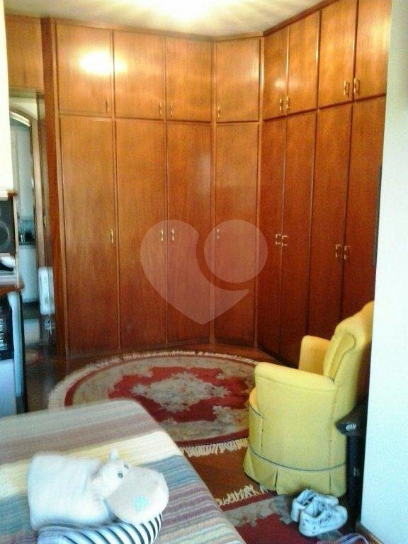 Sobrado à venda com 3 quartos, sendo 1 suíte, em Vila Galvão, Guarulhos, SP