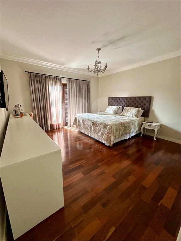 Casa à venda com 4 suítes no condomínio Gleba II, Mairiporã - SP