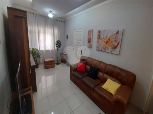 Sobrado à venda com 3 quartos, sendo 1 suíte,  em Vila Guilherme, São Paulo, SP