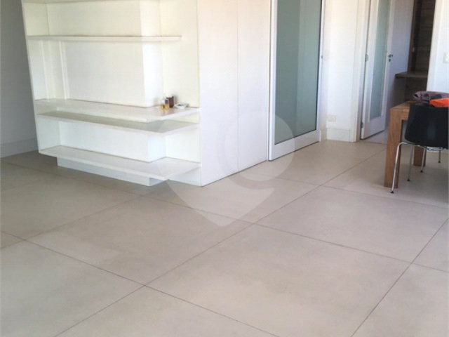 Apartamento à venda com 2 suítes em Vila Pereira Barreto, São Paulo, SP