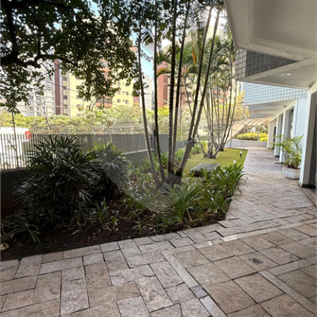 Apartamento à venda com 3 quartos, sendo 1 suíte, em Vila Andrade, São Paulo, SP