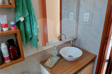 Sobrado à venda com 4 quartos, sendo 2 suítes, em Jardim Paulista, Atibaia, SP