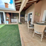 Casa à venda com 3 suítes no condomínio Residencial Villa Di Treviso, Vinhedo - SP