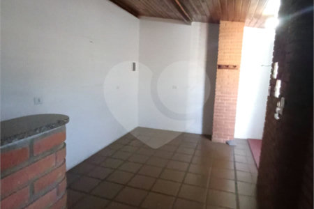 Sobrado à venda com 5 quartos, sendo 2 suítes,  em Parque Continental, São Paulo, SP