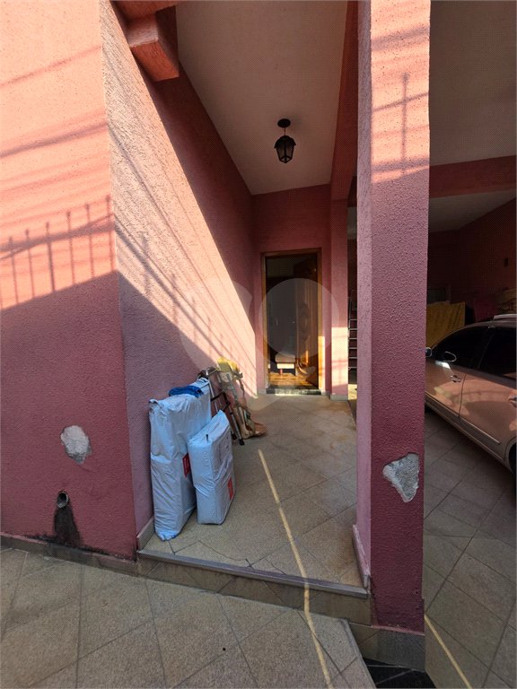 Sobrado à venda com 5 quartos, sendo 1 suíte, em Vila Bonilha, São Paulo, SP