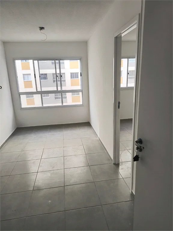 Apartamento à venda com 2 quartos em Loteamento Reserva Raposo, São Paulo, SP