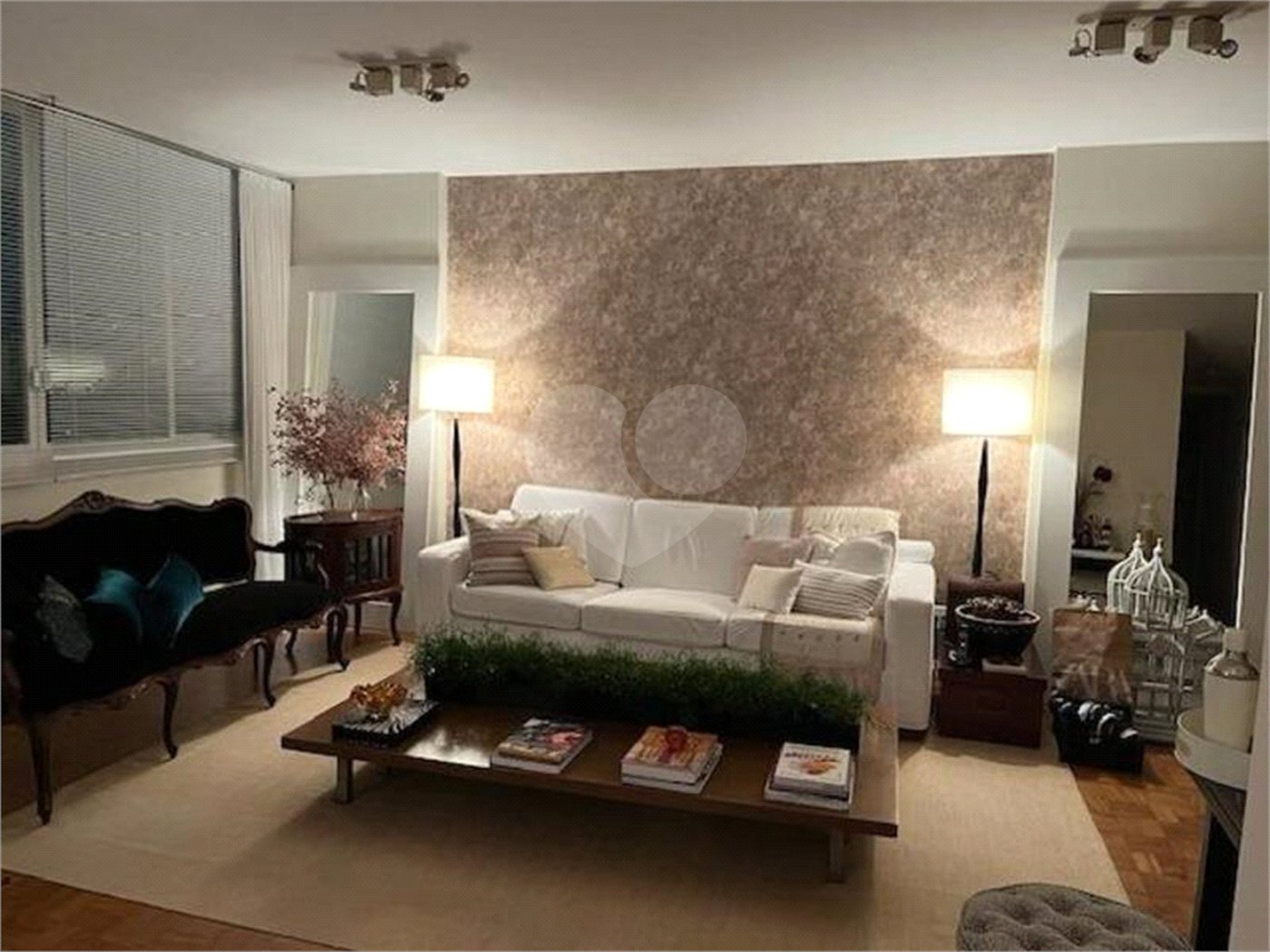 Apartamento à venda ou para alugar com 1 suíte em Jardim Europa, São Paulo, SP
