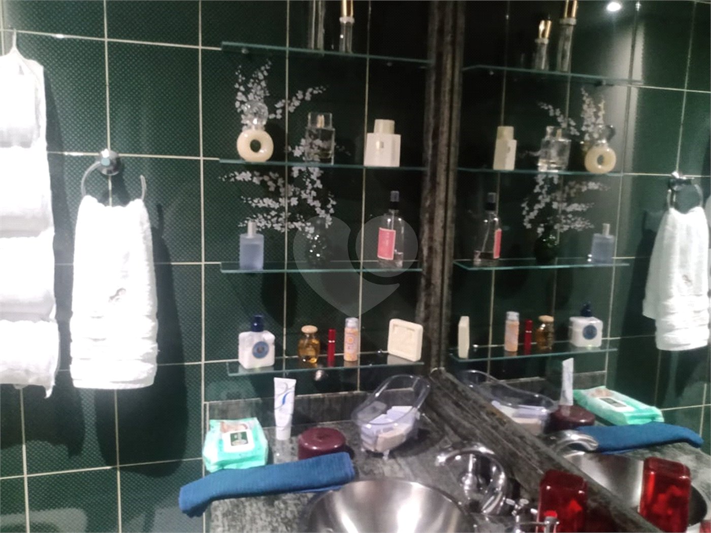 Apartamento à venda com 4 quartos, sendo 1 suíte, em Vila Andrade, São Paulo, SP