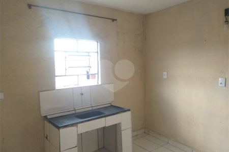 Casa à venda com 4 quartos, sendo 3 suítes, em Jardim Alvinópolis, Atibaia, SP