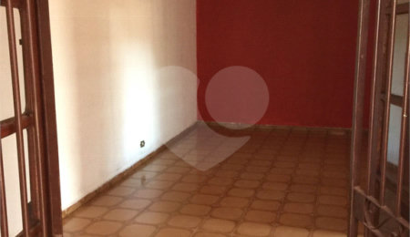 Sobrado à venda com 4 quartos, sendo 1 suíte,  em Santo Amaro, São Paulo, SP