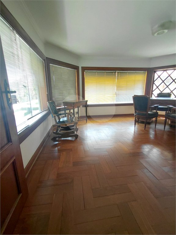 Casa à venda com 4 suítes no condomínio Ville Bourghese, São Paulo - SP