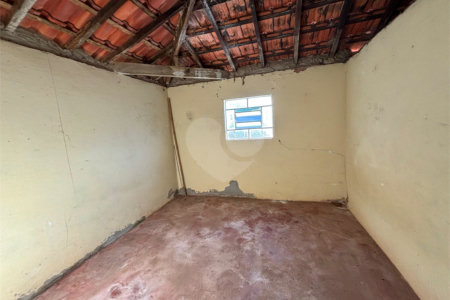 Sítio à venda com 3 quartos, sendo 1 suíte,  em Canta Galo, Itapetininga, SP
