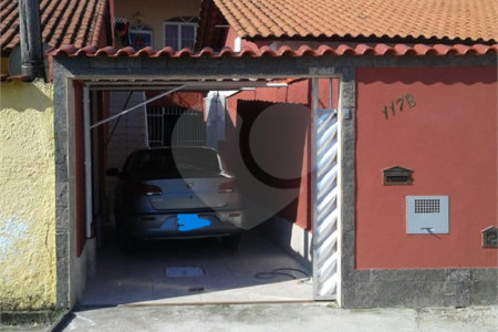 Casa à venda com 4 quartos em Campo Grande, Rio de Janeiro, RJ