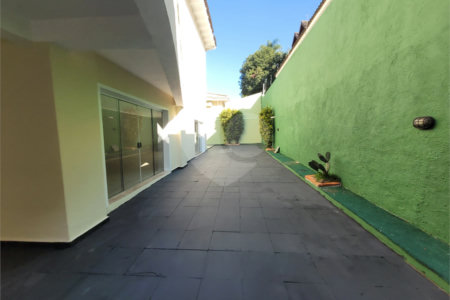 Sobrado para alugar com 4 suítes em City América, São Paulo, SP