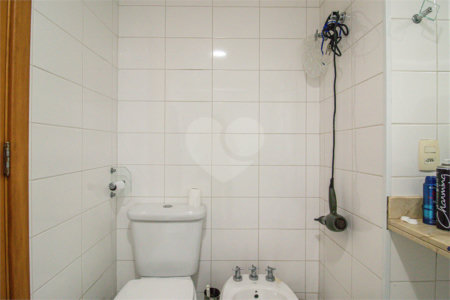 Apartamento à venda com 4 quartos, sendo 2 suítes, em Jardim Prudência, São Paulo, SP