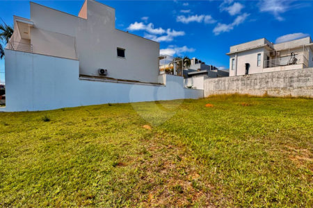 Terreno à venda no condomínio Colinas do Sol, Sorocaba - SP