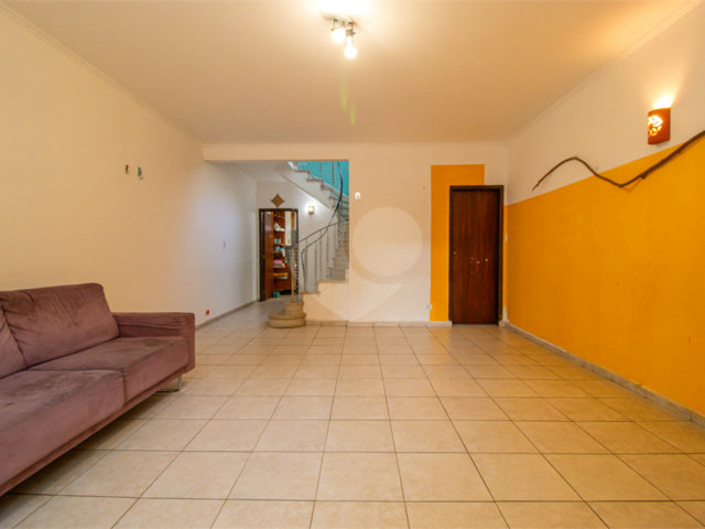 Sobrado à venda com 3 quartos em Chácara Santo Antônio, São Paulo, SP