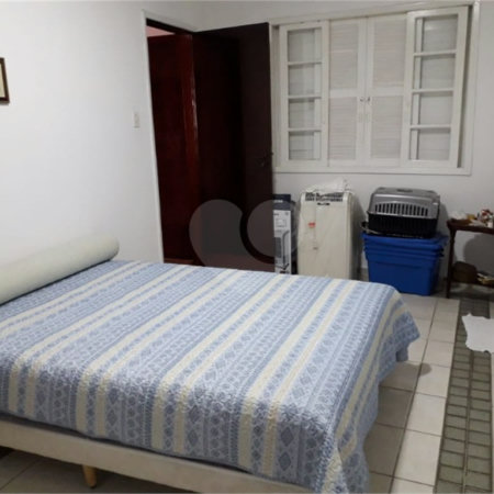 Casa à venda com 4 quartos, sendo 1 suíte,  em Água Fria, São Paulo, SP