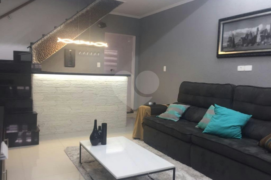 Sobrado à venda com 2 quartos em Santana, São Paulo, SP