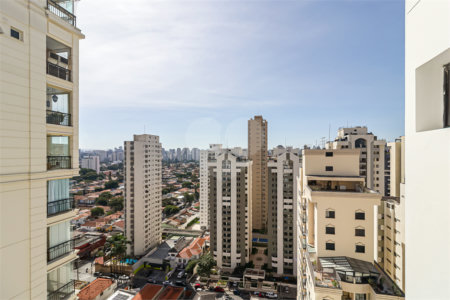 Apartamento à venda com 3 suítes em Cidade Monções, São Paulo, SP