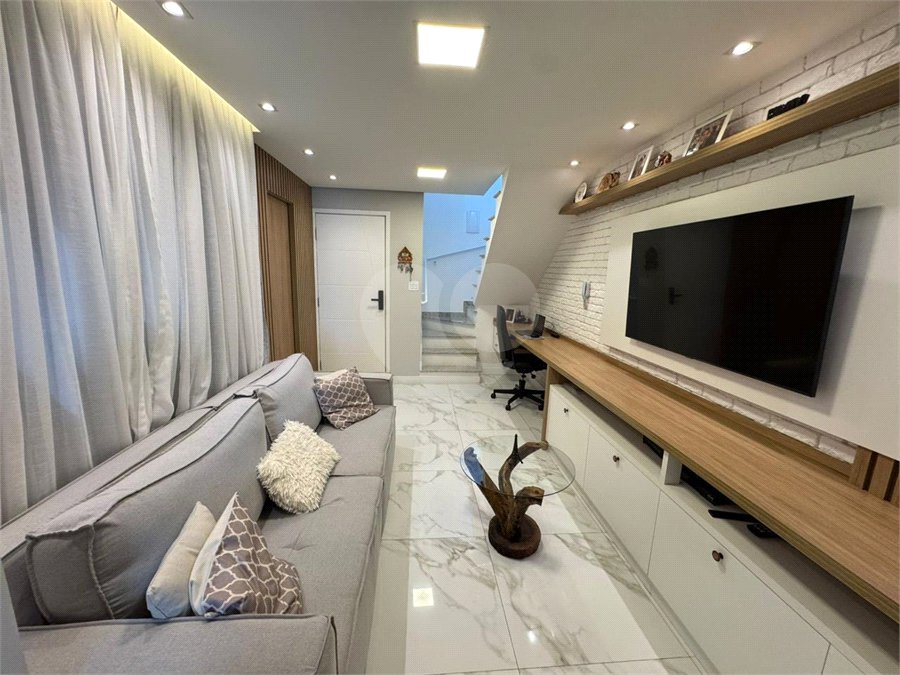 Apartamento à venda com 2 quartos em Jardim Stella, Santo André, SP