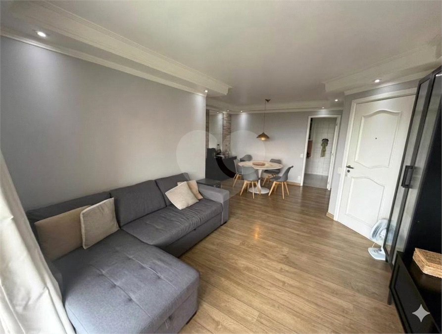 Apartamento à venda com 3 quartos, sendo 1 suíte, em Santo Amaro, São Paulo, SP