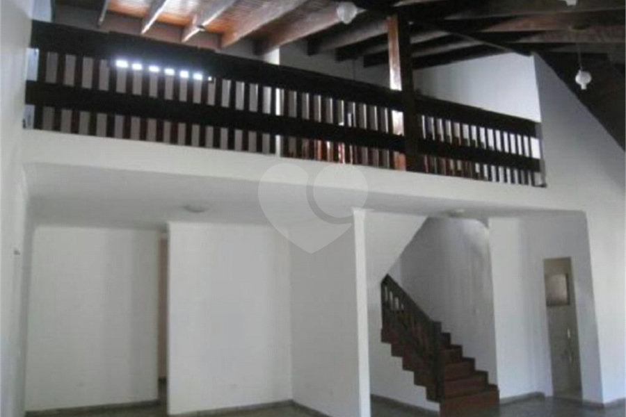 Casa à venda com 4 suítes em Alpes dos Araçás (jordanésia), Cajamar, SP