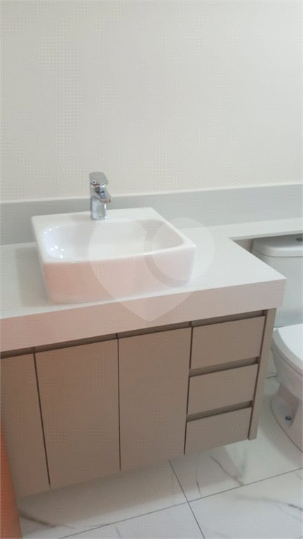 Casa à venda com 3 suítes no condomínio Jardim Residencial Dona Lucilla, Indaiatuba - SP