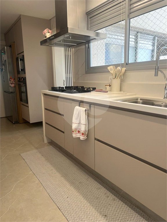 Apartamento à venda com 3 suítes em Jardim Marajoara, São Paulo, SP