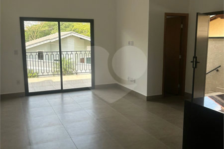 Casa Térrea à venda com 3 quartos, sendo 1 suíte,  em Jardim do Lago, Atibaia, SP