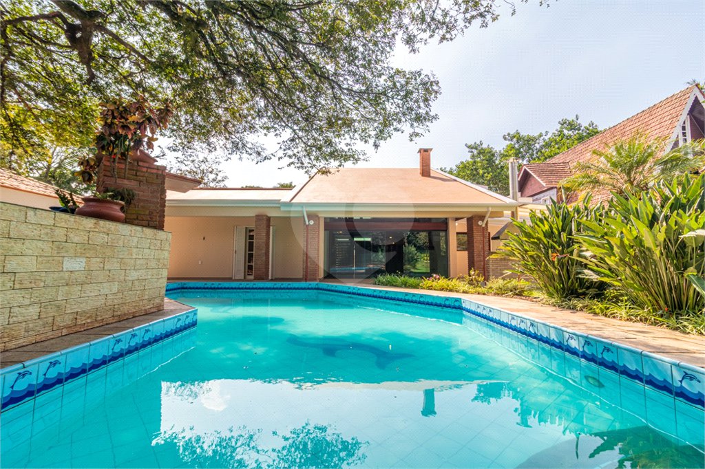 Casa à venda com 4 quartos, sendo 3 suítes,  em Interlagos, São Paulo, SP