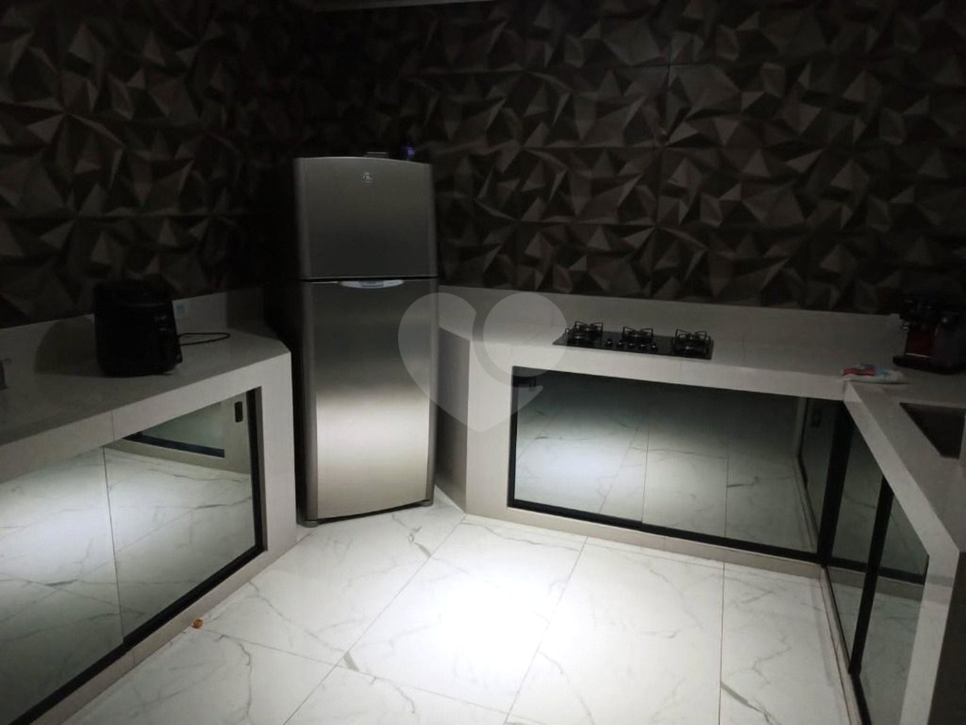 Casa à venda com 3 quartos, sendo 1 suíte, em Jardim Panorama, Salto, SP