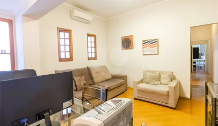 Casa à venda com 3 quartos, sendo 1 suíte, em Perdizes, São Paulo, SP