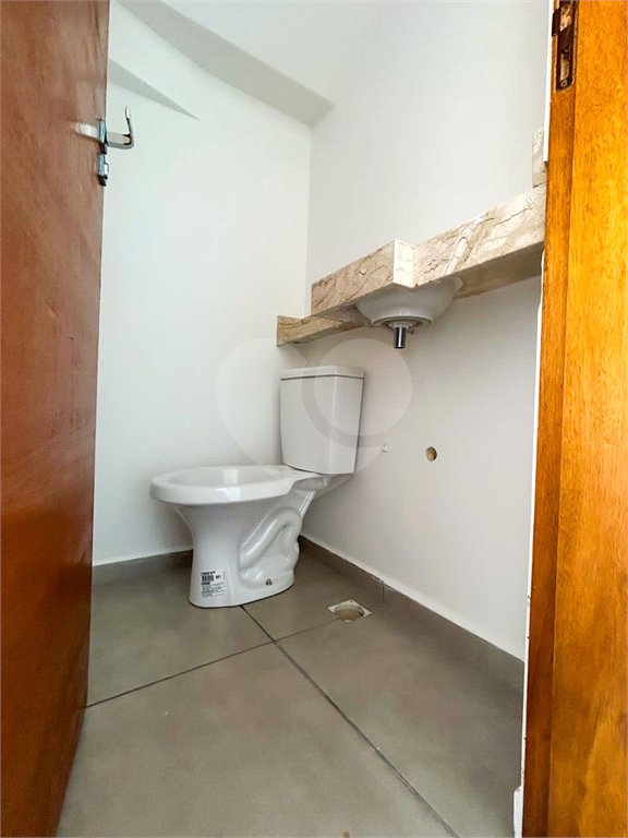 Casa à venda com 2 suítes em Vila Santa Helena, Atibaia, SP