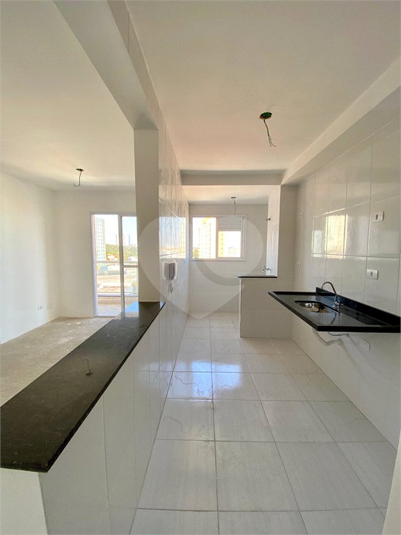 Apartamento à venda com 2 quartos, sendo 1 suíte, em Vila Galvão, Guarulhos, SP